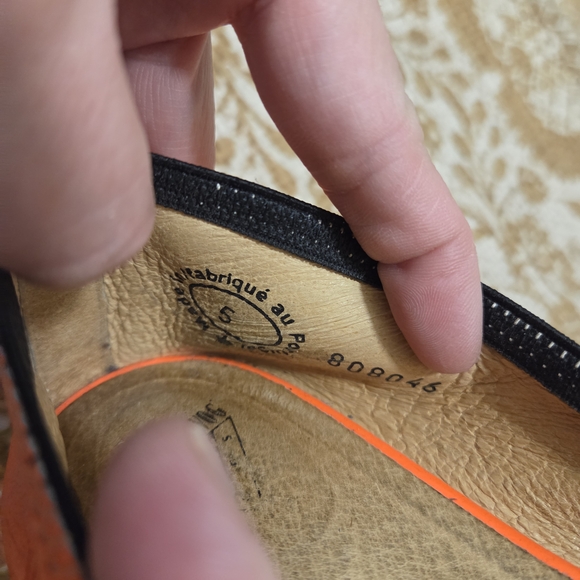 John Fluevog Integrity Amie Vibrant Orange Women's Flats - Picture 6 of 6